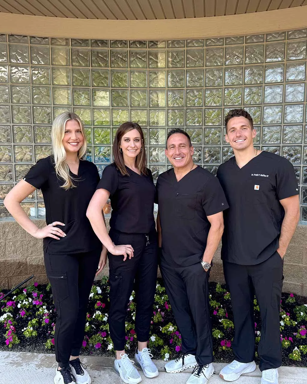 Macomb Township Mi Cosmetic Dentists Implant Dentistry