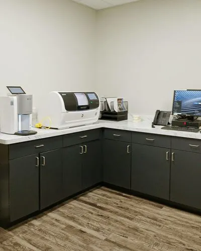 Porcelain Veneer Dentists Near Me